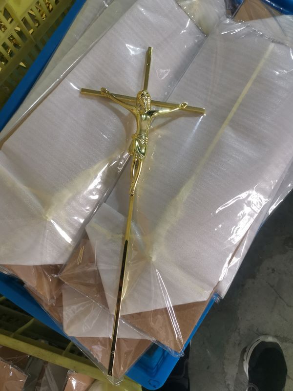 Flat Funeral Casket Cross For Coffin Lid Shining Gold Polished